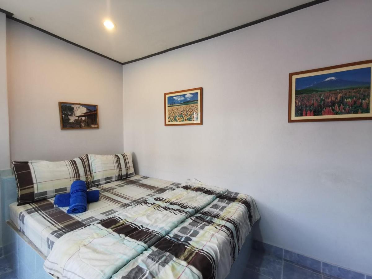 Bangsaen Samiya Guesthouse מראה חיצוני תמונה