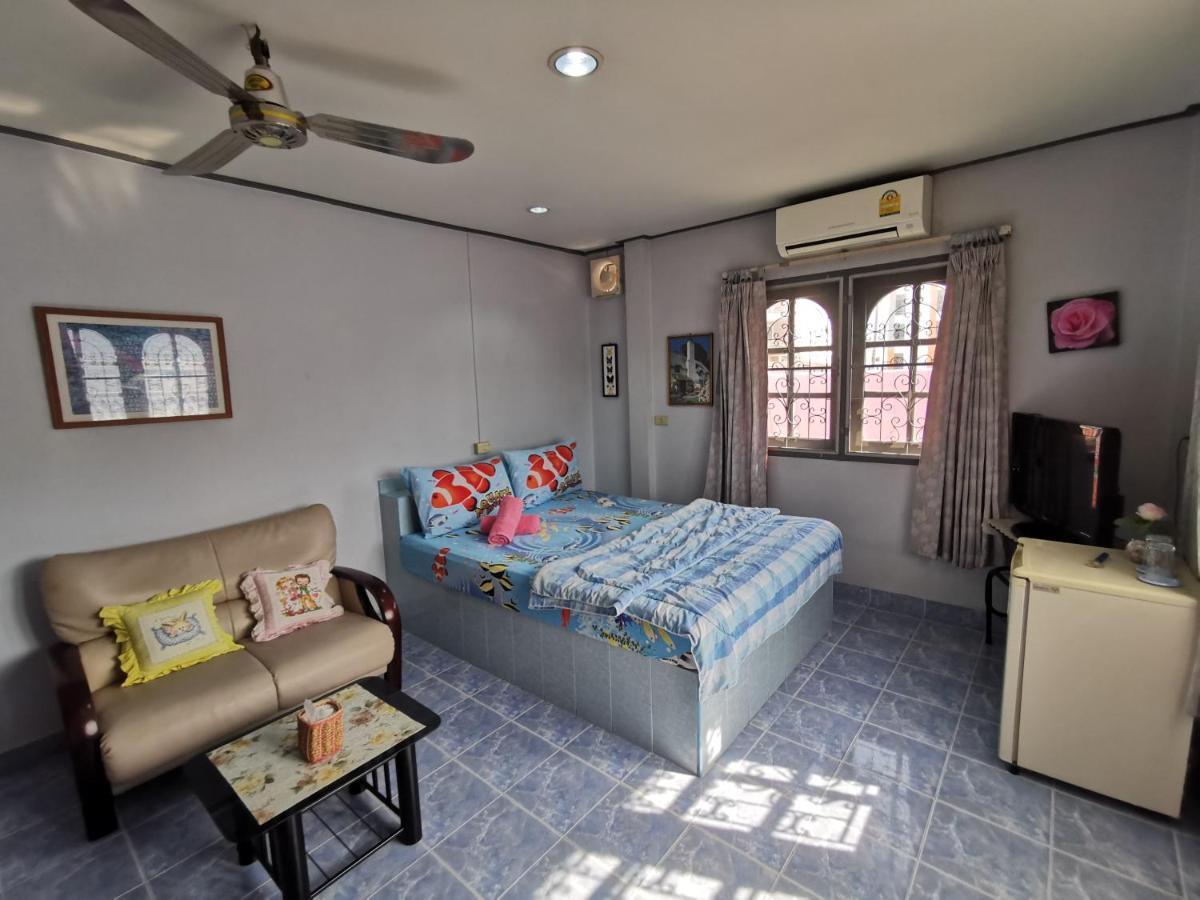 Bangsaen Samiya Guesthouse מראה חיצוני תמונה