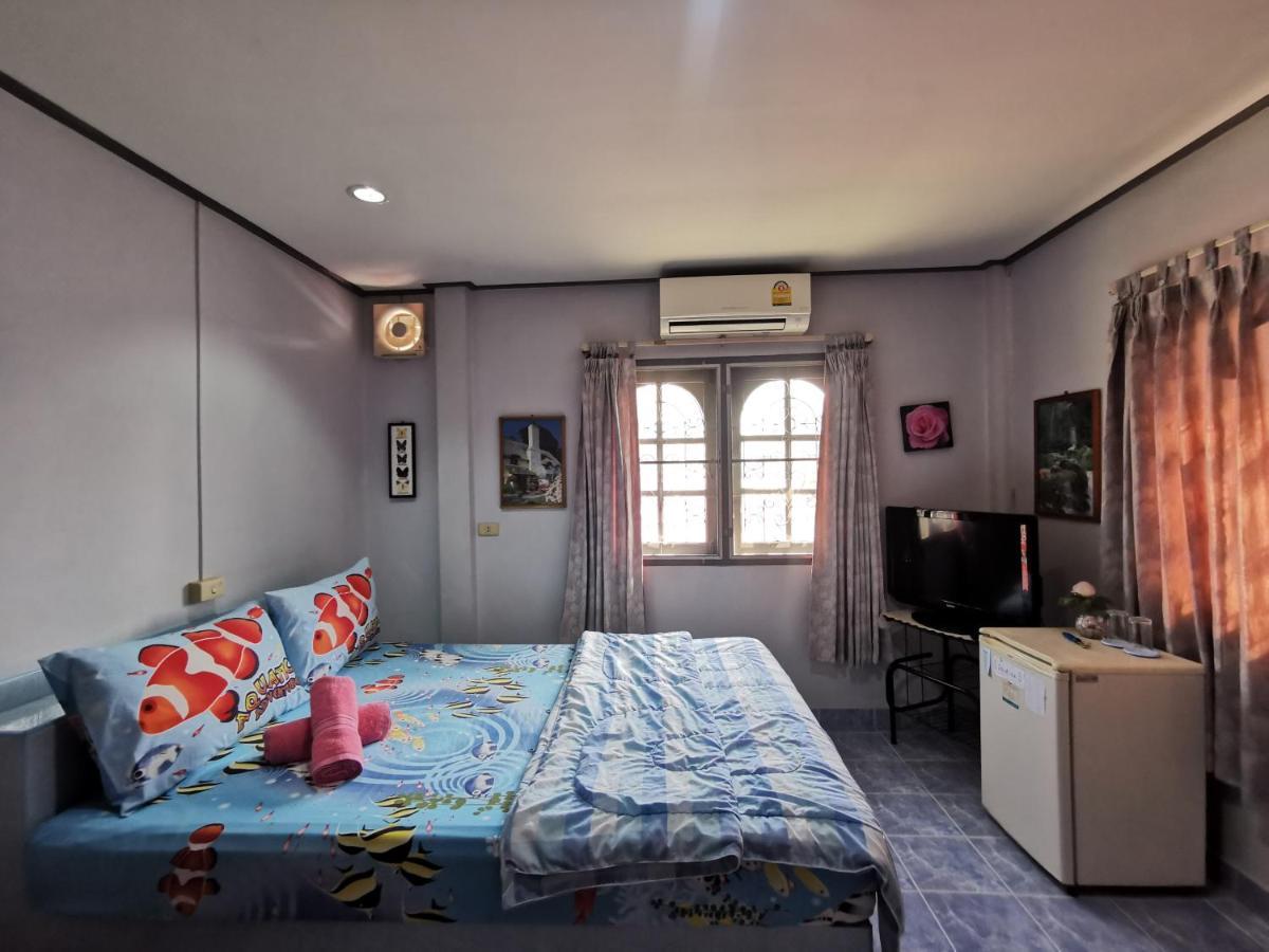 Bangsaen Samiya Guesthouse מראה חיצוני תמונה