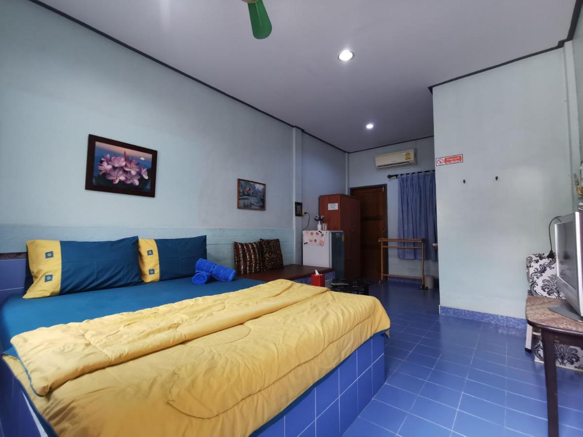 Bangsaen Samiya Guesthouse מראה חיצוני תמונה